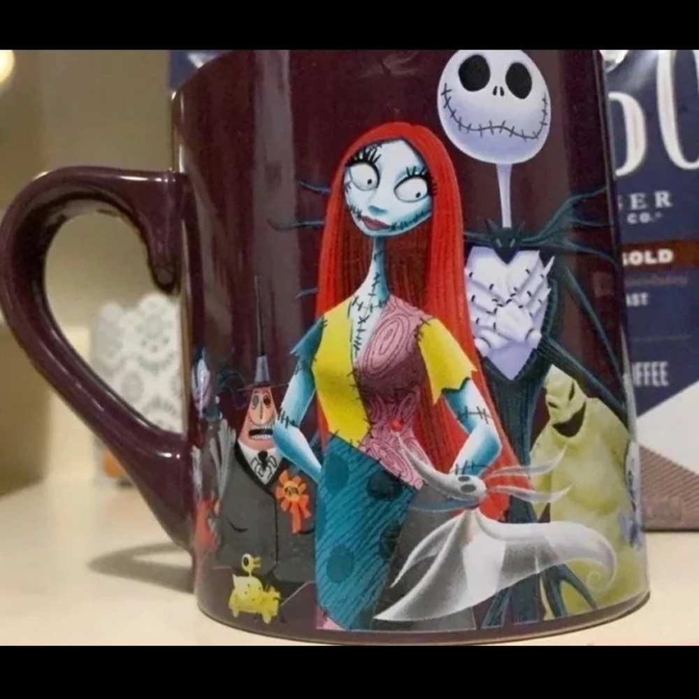 DISNEY NIGHTMARE BEFORE CHRISTMAS COLLECTABLE MUG/COFFEE CUP